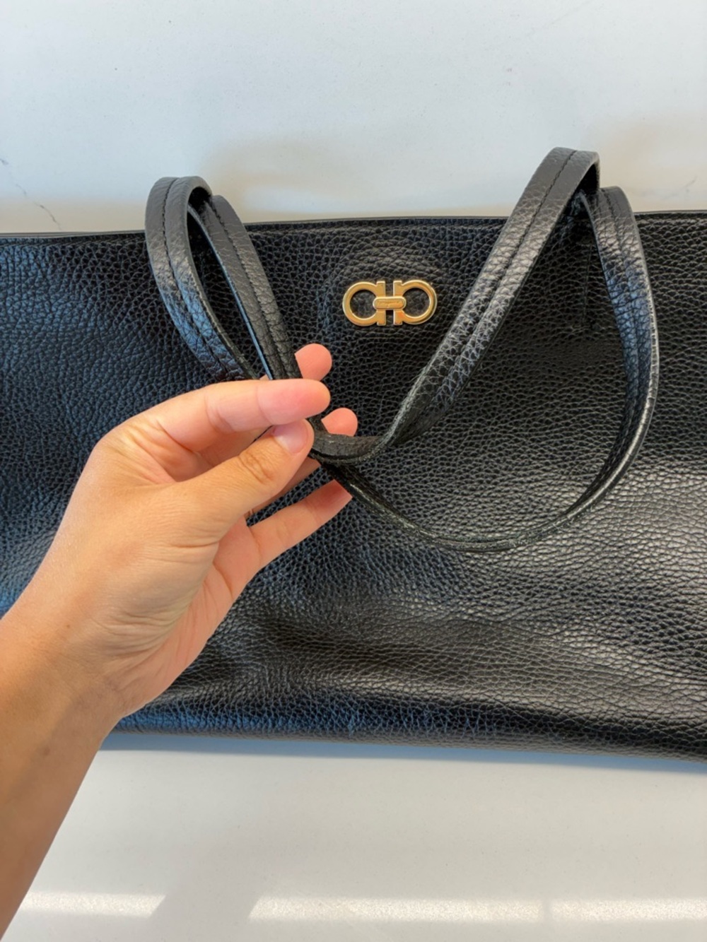 Salvatore Ferragamo Black Pebbled Leather Tote with Gold Gancio - Picture 3 of 7